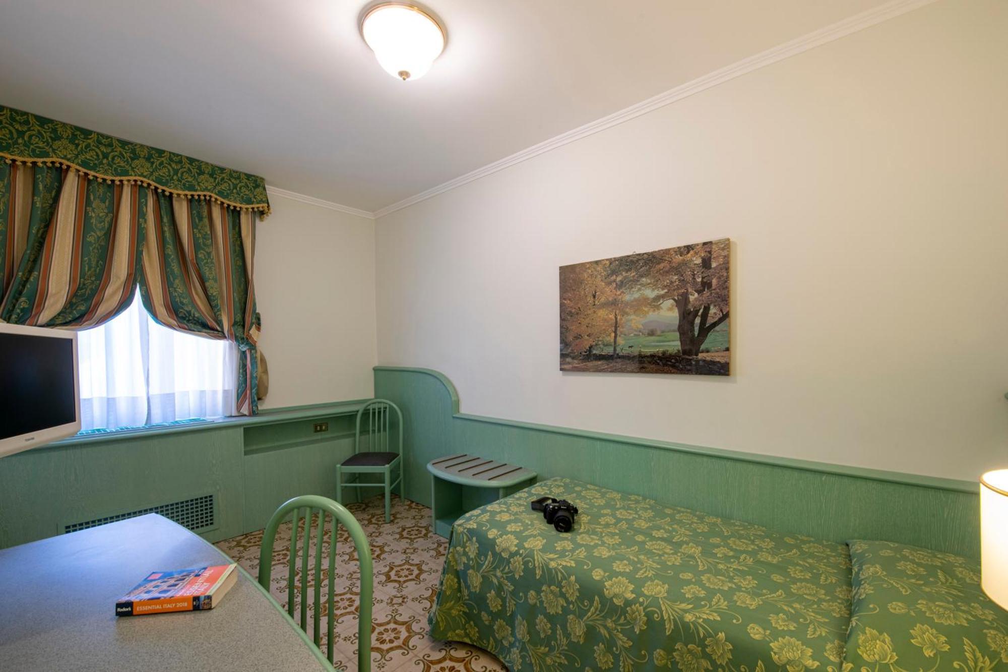 Hotel Moderno Stresa