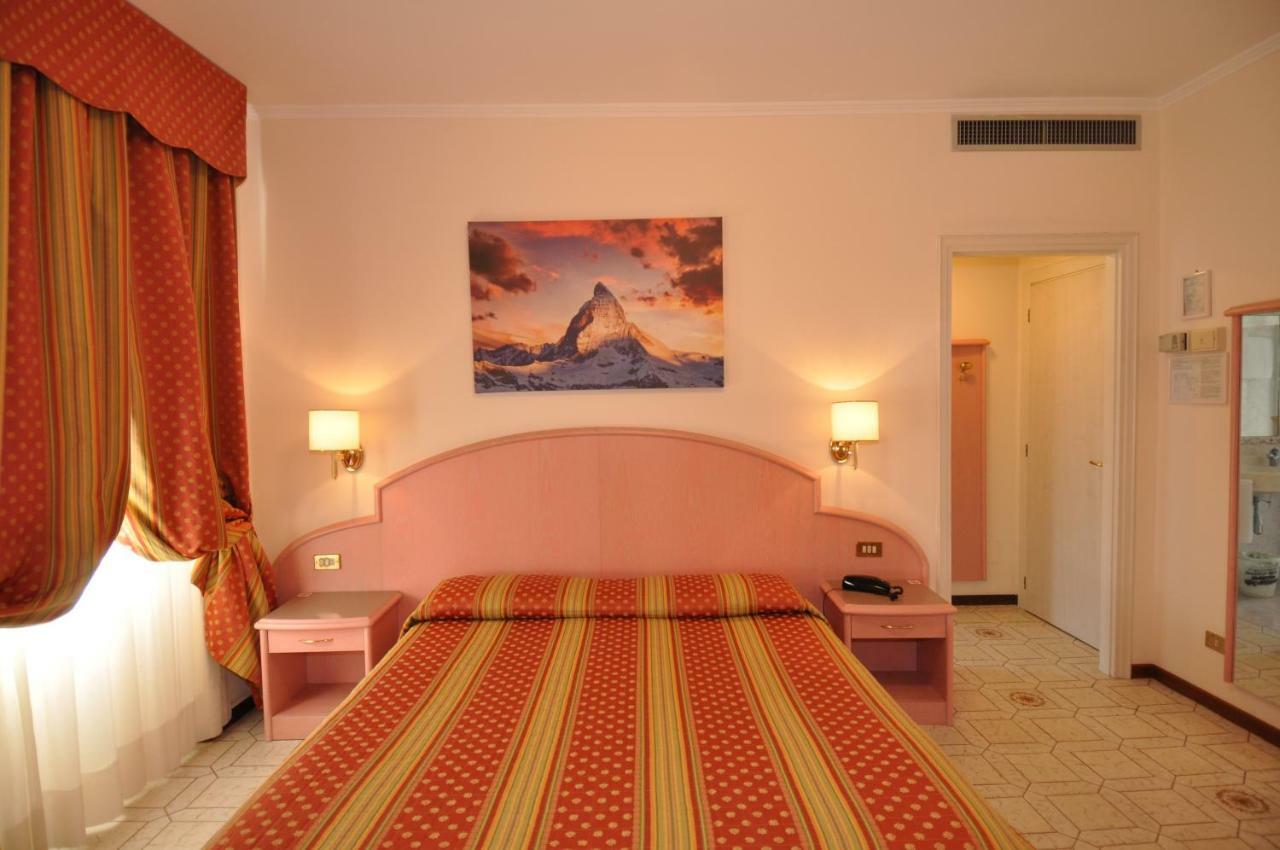 Moderno Hotel