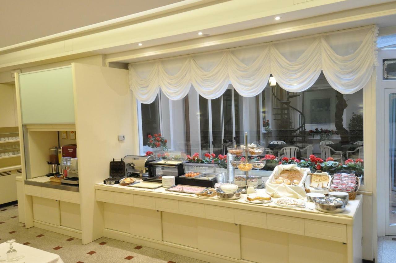Hotel Moderno Stresa