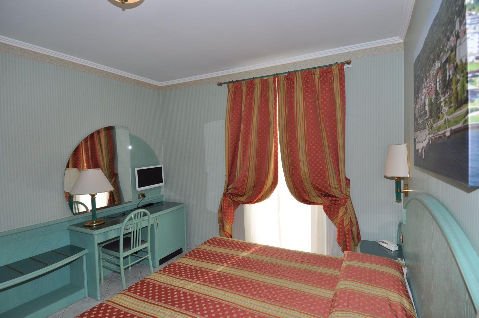 Moderno - Cavour 30tre 3*