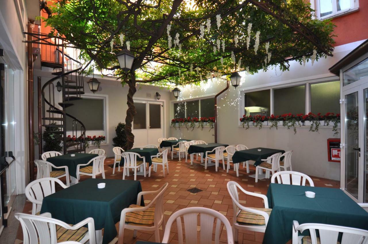 Moderno Hotel Stresa